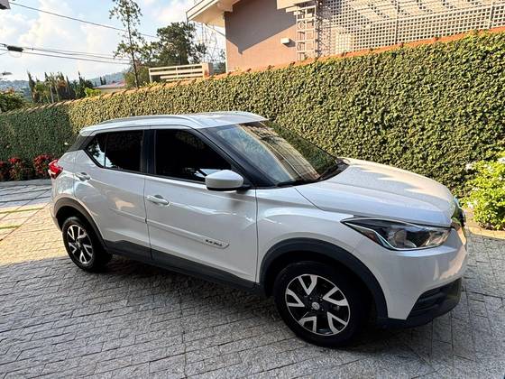 NISSAN KICKS 1.6 16V FLEXSTART S 4P XTRONIC NISSAN KICKS 1.6 16V FLEXSTART S 4P XTRONIC